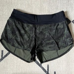 Lululemon speed up short 4 inch mid rise
